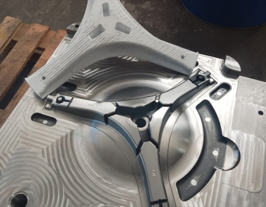 Khuôn Đúc Nhựa Mẫu GP054